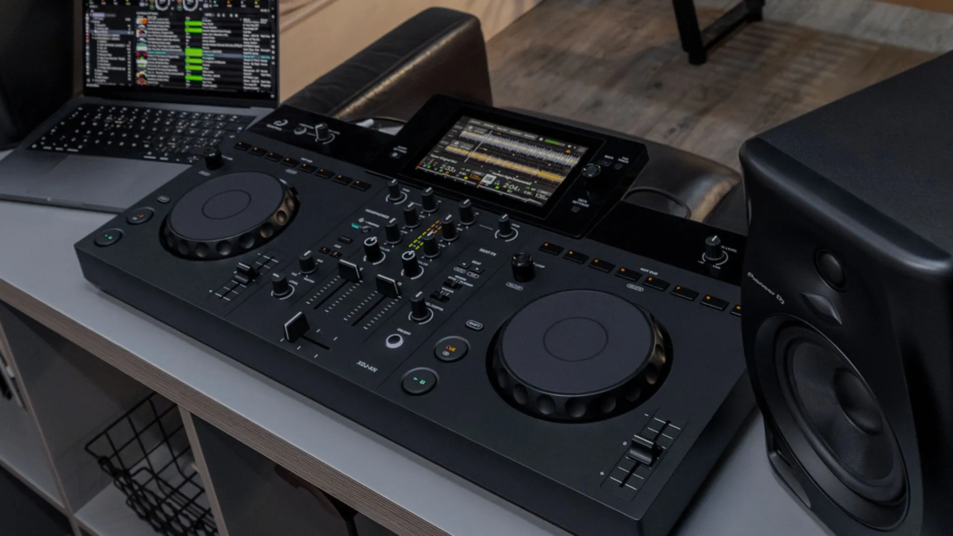 AlphaTheta presenta el XDJ-AN: el sistema todo en uno que conecta el DJing casero con el estándar de club