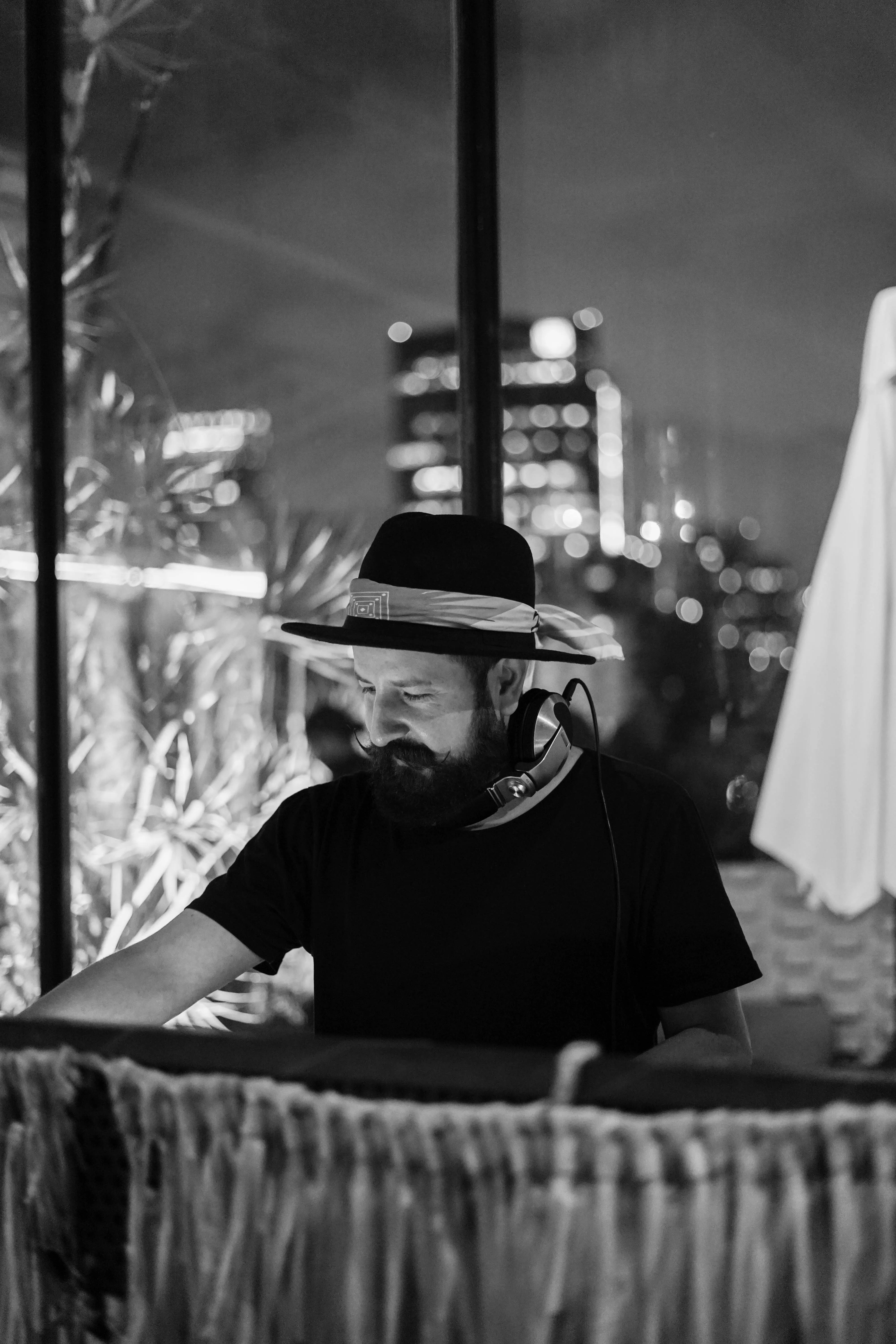 Jay Rivas — foto 3