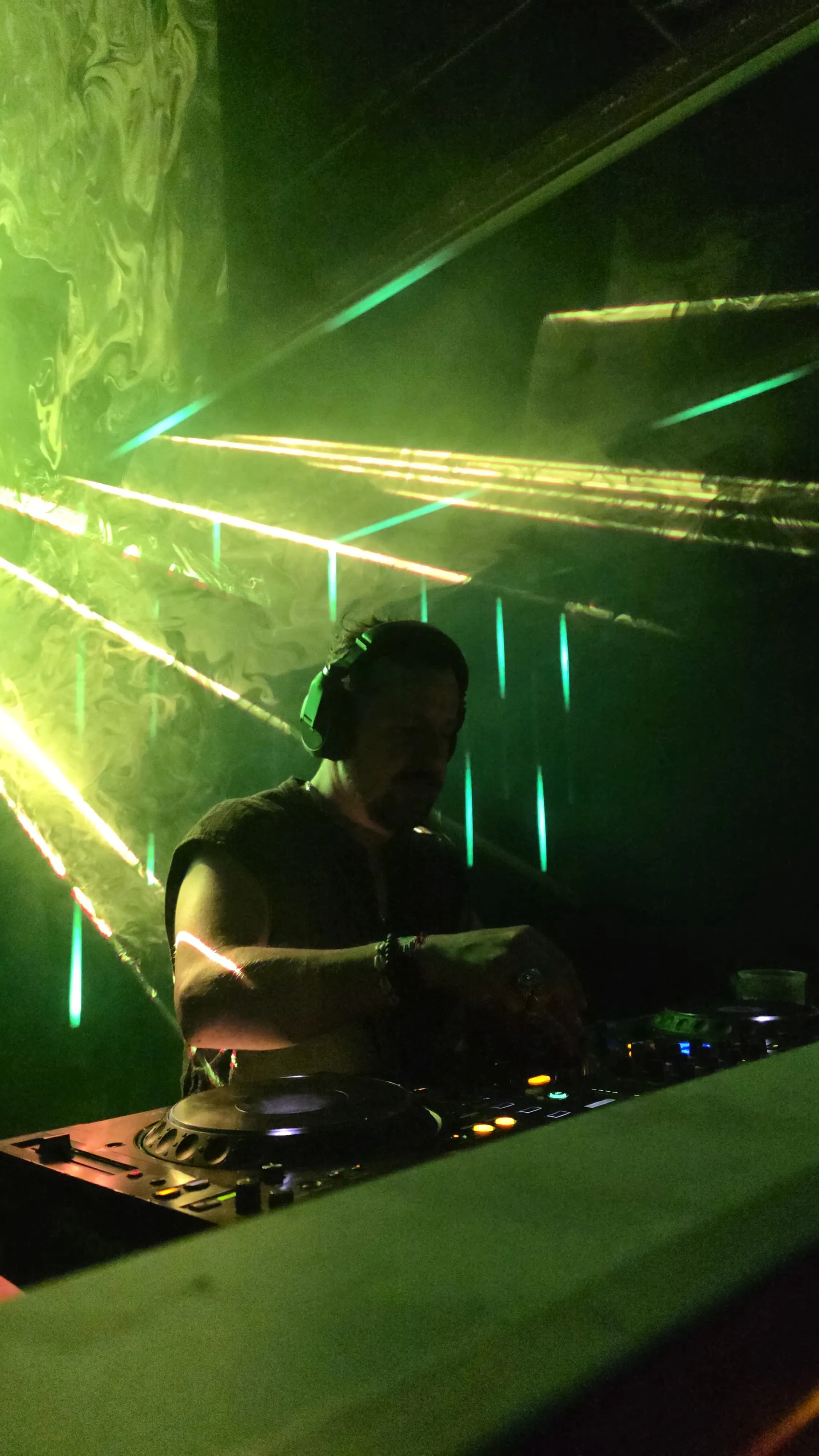 Jay Rivas — foto 4