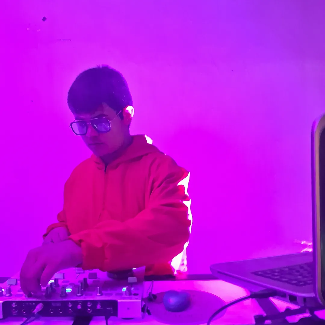 DJ Flowers — foto 3